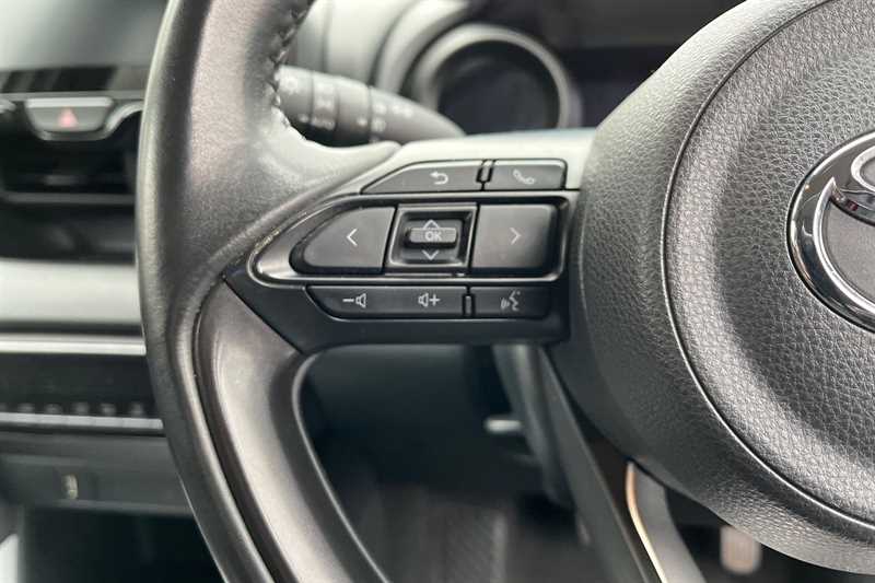 Used Toyota Yaris 2020 for sale - 76754830: Photo 17