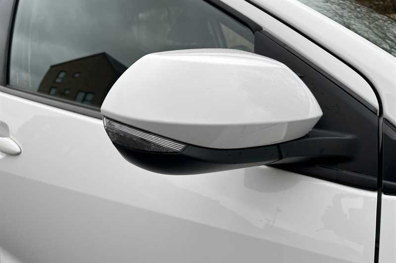 Used Toyota Yaris 2020 for sale - 76754830: Photo 23