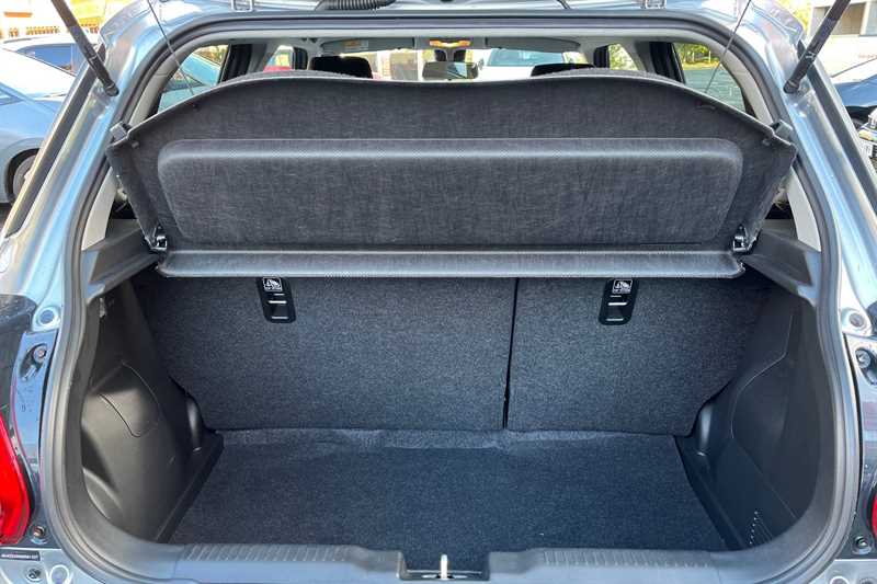 Used Suzuki Swift 2021 for sale - 76390263: Photo 20