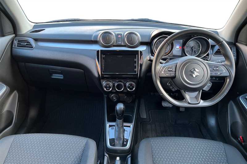 Used Suzuki Swift 2021 for sale - 76390263: Photo 4