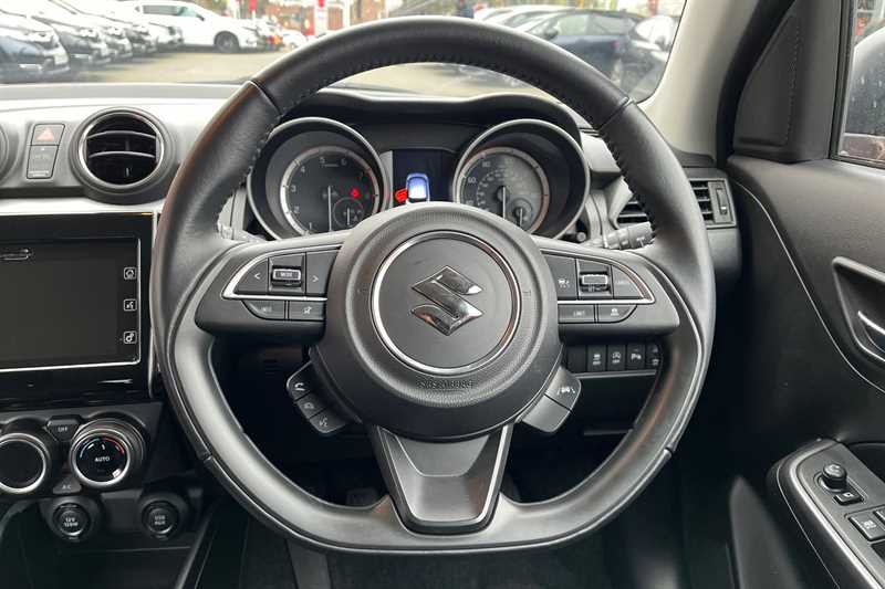 Used Suzuki Swift 2022 for sale - 77043191: Photo 11