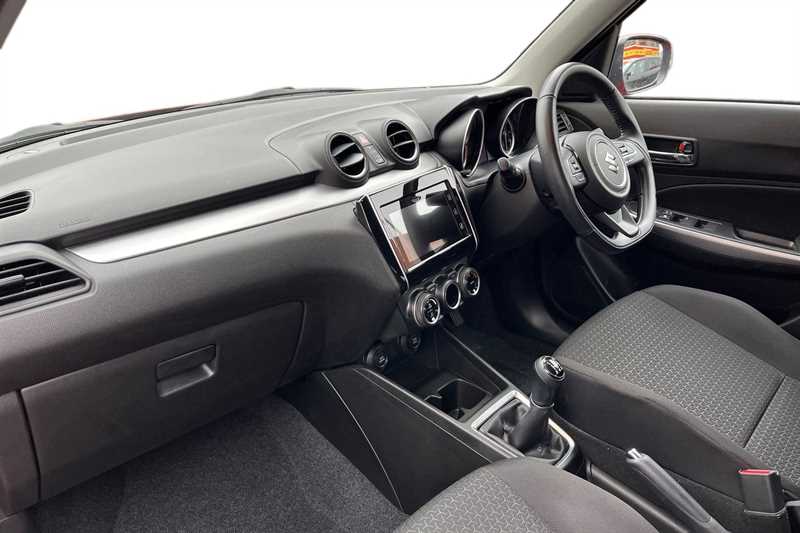 Used Suzuki Swift 2022 for sale - 77043191: Photo 2