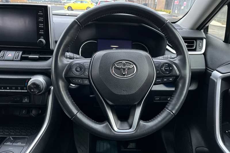 Used Toyota RAV4 2021 for sale - 77539983: Photo 11