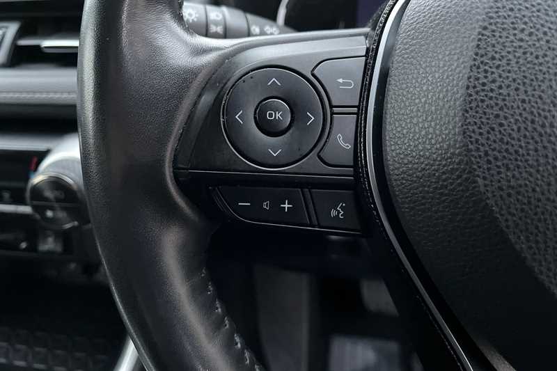 Used Toyota RAV4 2021 for sale - 77539983: Photo 17