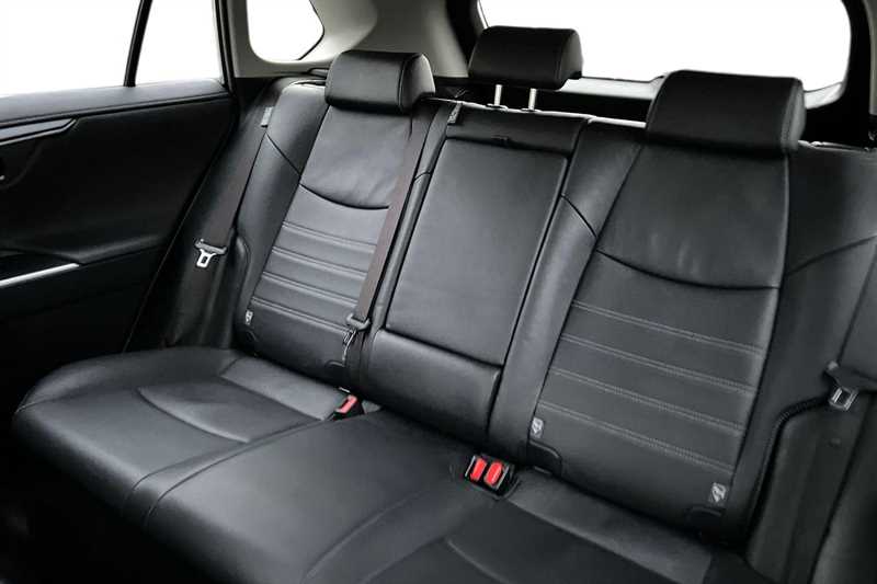 Used Toyota RAV4 2021 for sale - 77539983: Photo 8