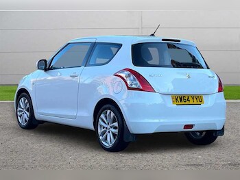 Used Suzuki Swift 2015 for sale - 76717770: Photo