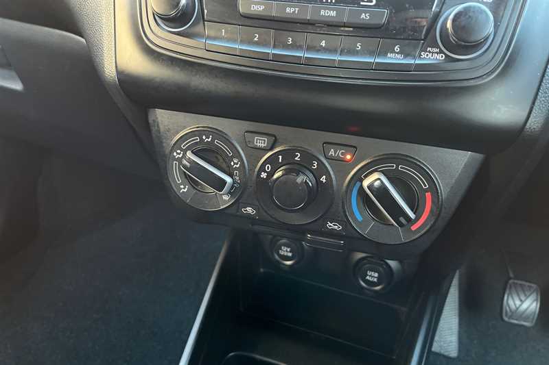 Used Suzuki Swift 2021 for sale - 76967037: Photo 15