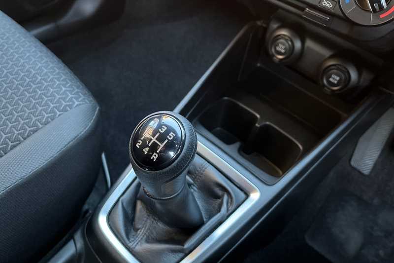 Used Suzuki Swift 2021 for sale - 76967037: Photo 16