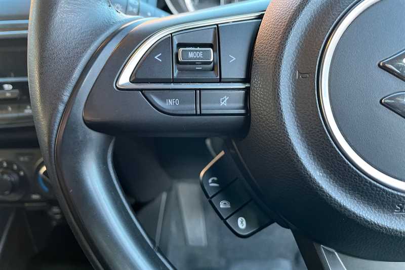 Used Suzuki Swift 2021 for sale - 76967037: Photo 17