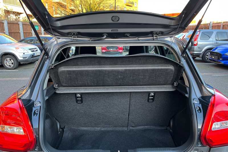 Used Suzuki Swift 2021 for sale - 76967037: Photo 20