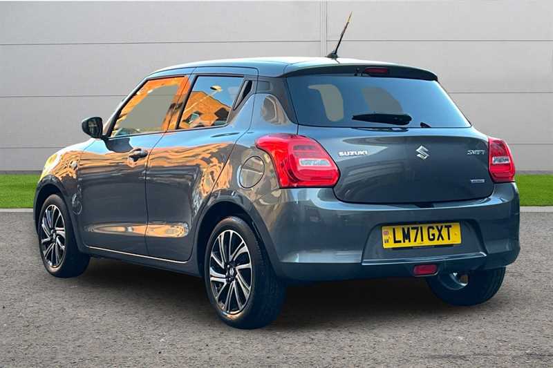 Used Suzuki Swift 2021 for sale - 76967037: Photo 3