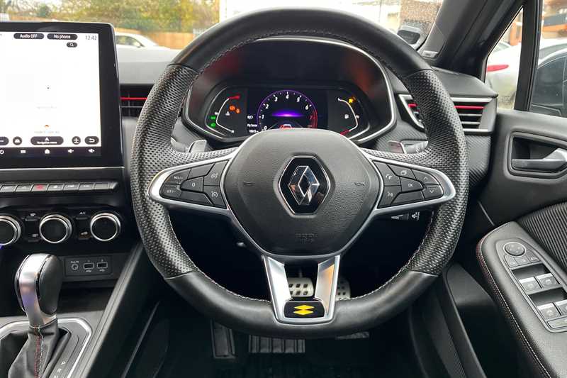 Used Renault Clio 2020 for sale - 76745587: Photo 11