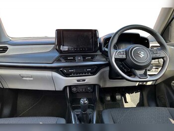 Used Suzuki Swift 2025 for sale - 79488535: Photo