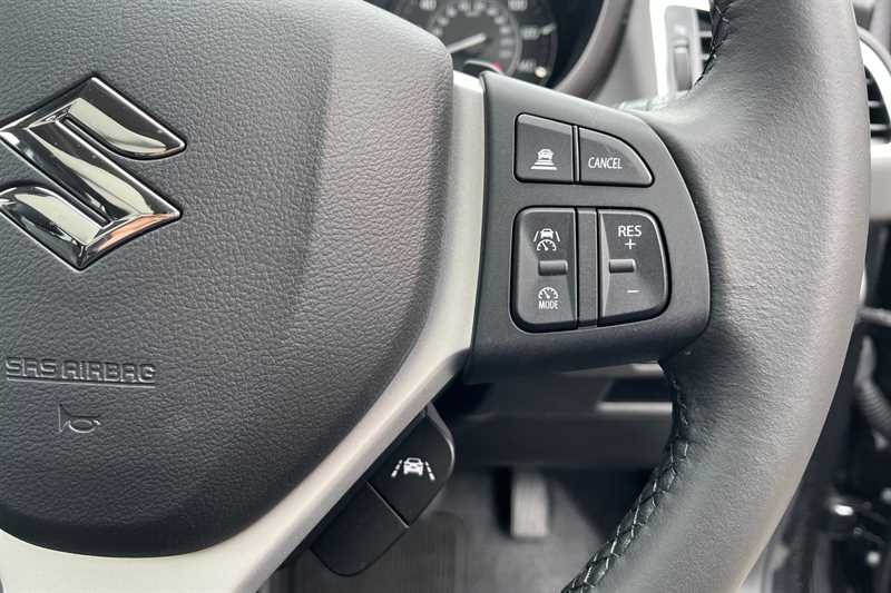 Used Suzuki SX4 S-Cross 2025 for sale - 77960335: Photo 32