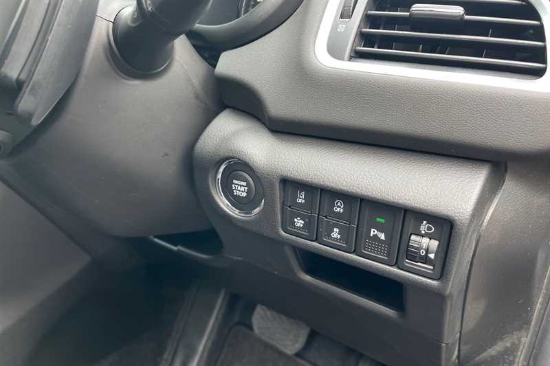 Used Suzuki SX4 S-Cross 2025 for sale - 77960335: Photo 33