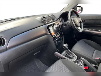 Used Suzuki Vitara 2023 for sale - 77457972: Photo