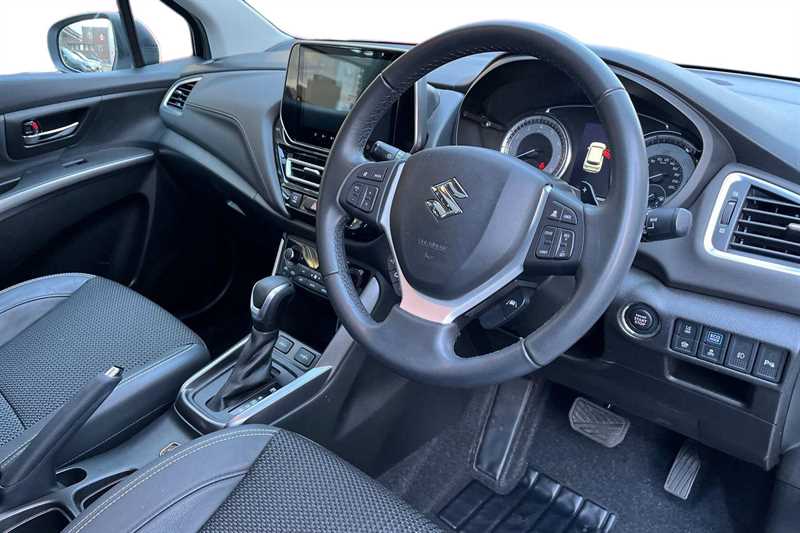 Used Suzuki SX4 S-Cross 2023 for sale - 76155331: Photo 13