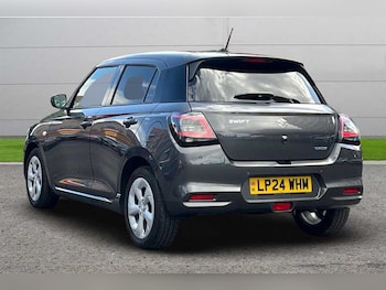 Used Suzuki Swift 2024 for sale - 75480046: Photo