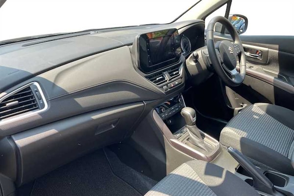 Used Suzuki SX4 S-Cross 2025 for sale - 74960236: Photo 2