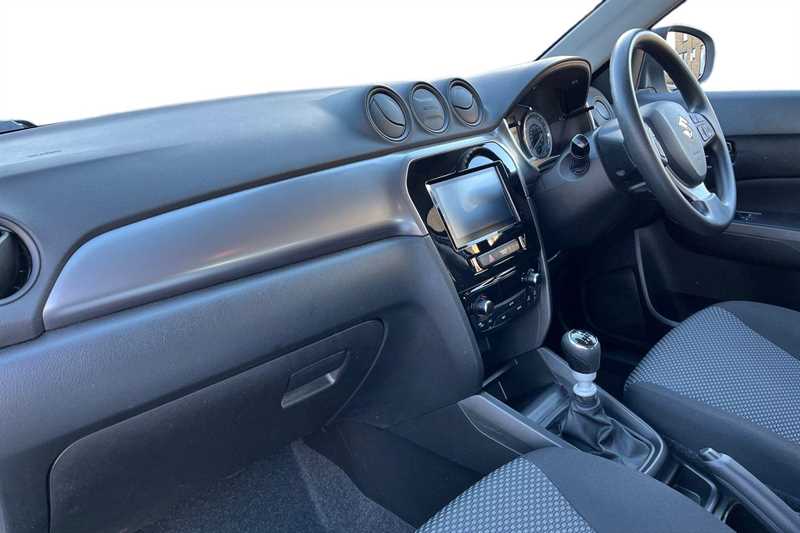 Used Suzuki Vitara 2023 for sale - 77627774: Photo 2