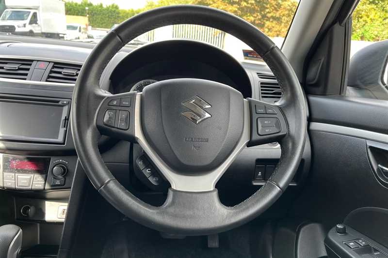 Used Suzuki Swift 2015 for sale - 76328474: Photo 11