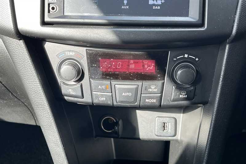 Used Suzuki Swift 2015 for sale - 76328474: Photo 15