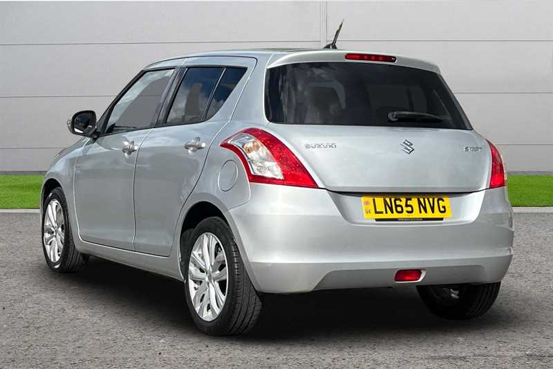 Used Suzuki Swift 2015 for sale - 76328474: Photo 3