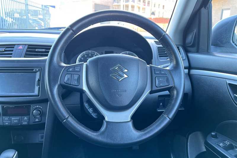 Used Suzuki Swift 2015 for sale - 76168933: Photo 11
