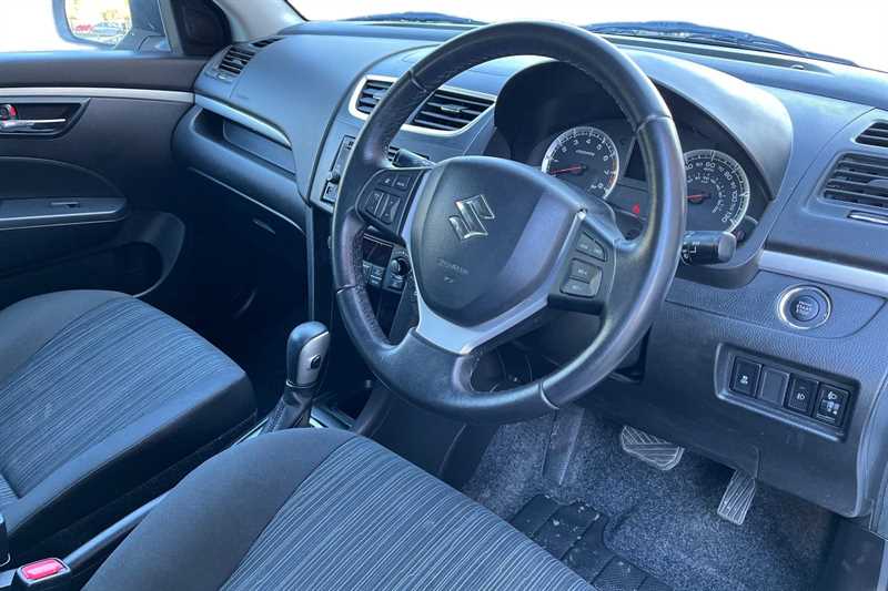 Used Suzuki Swift 2015 for sale - 76168933: Photo 13