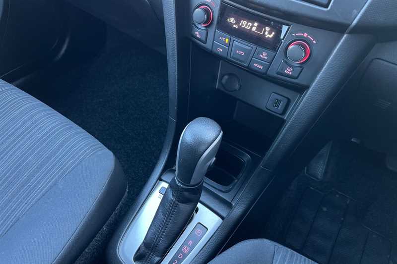 Used Suzuki Swift 2015 for sale - 76168933: Photo 16