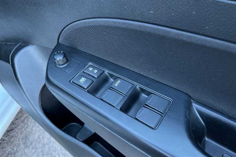 Used Suzuki Swift 2015 for sale - 76168933: Photo 18