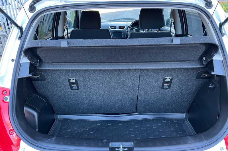 Used Suzuki Swift 2015 for sale - 76168933: Photo 20