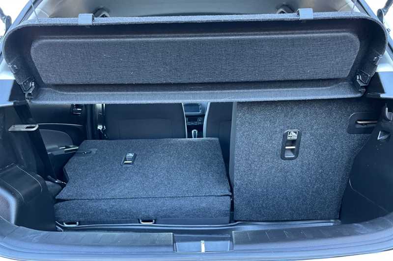 Used Suzuki Swift 2015 for sale - 76168933: Photo 21