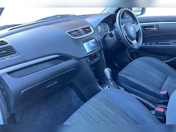 Used Suzuki Swift 2015 for sale - 76168933: Photo 2