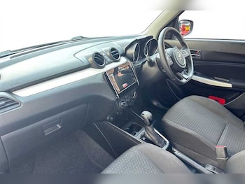 Used Suzuki Swift 2021 for sale - 79117709: Photo