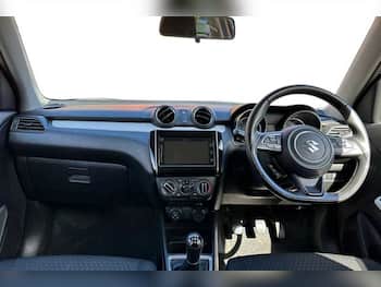 Used Suzuki Swift 2023 for sale - 79752152: Photo