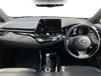 Used Toyota C-HR 2023 for sale - 79510928: Photo