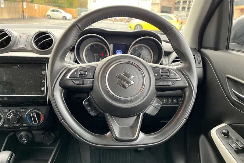 Used Suzuki Swift 2022 for sale - 76842336: Photo 11