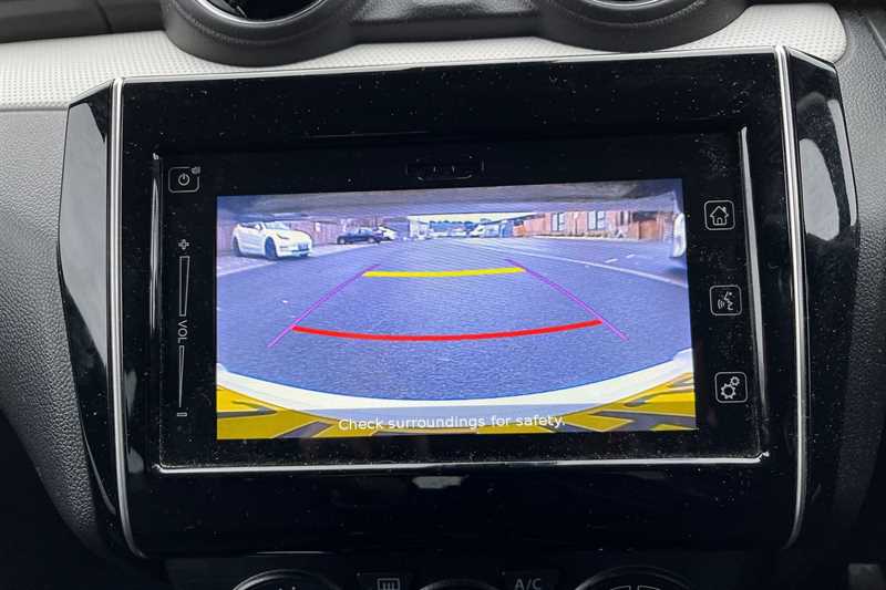 Used Suzuki Swift 2022 for sale - 76842336: Photo 14