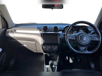 Used Suzuki Swift 2023 for sale - 78831500: Photo