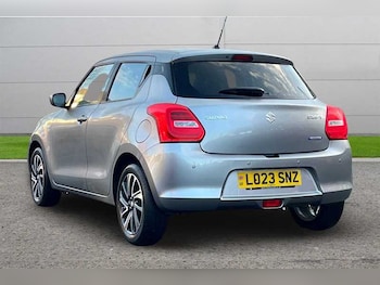 Used Suzuki Swift 2023 for sale - 76788519: Photo