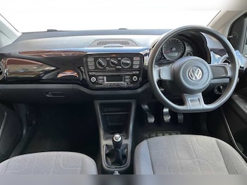 Used Volkswagen up! 2015 for sale - 75672266: Photo