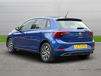Used Volkswagen Polo 2023 for sale - 77010651: Photo