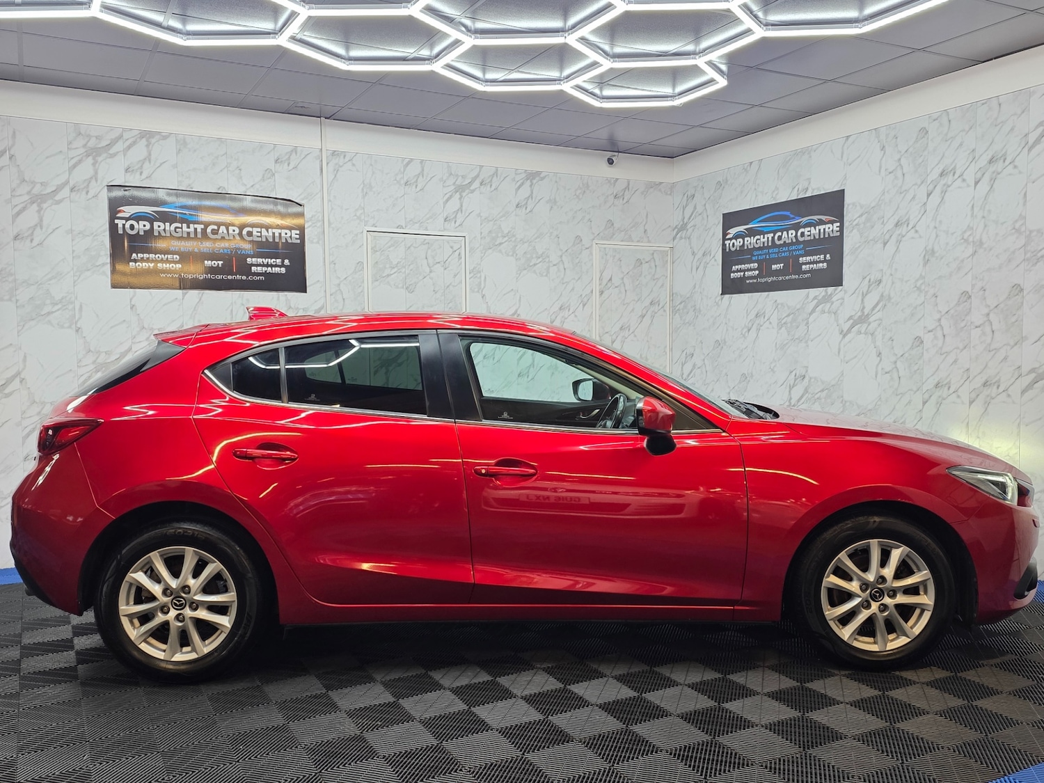 Used Mazda Mazda3 2015 for sale - 77635776: Photo 9