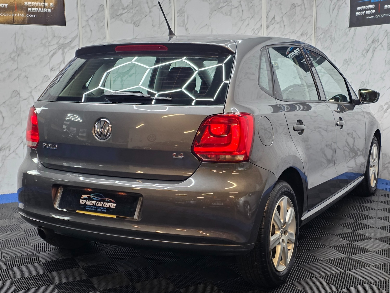 Used Volkswagen Polo 2011 for sale - 77054659: Photo 8
