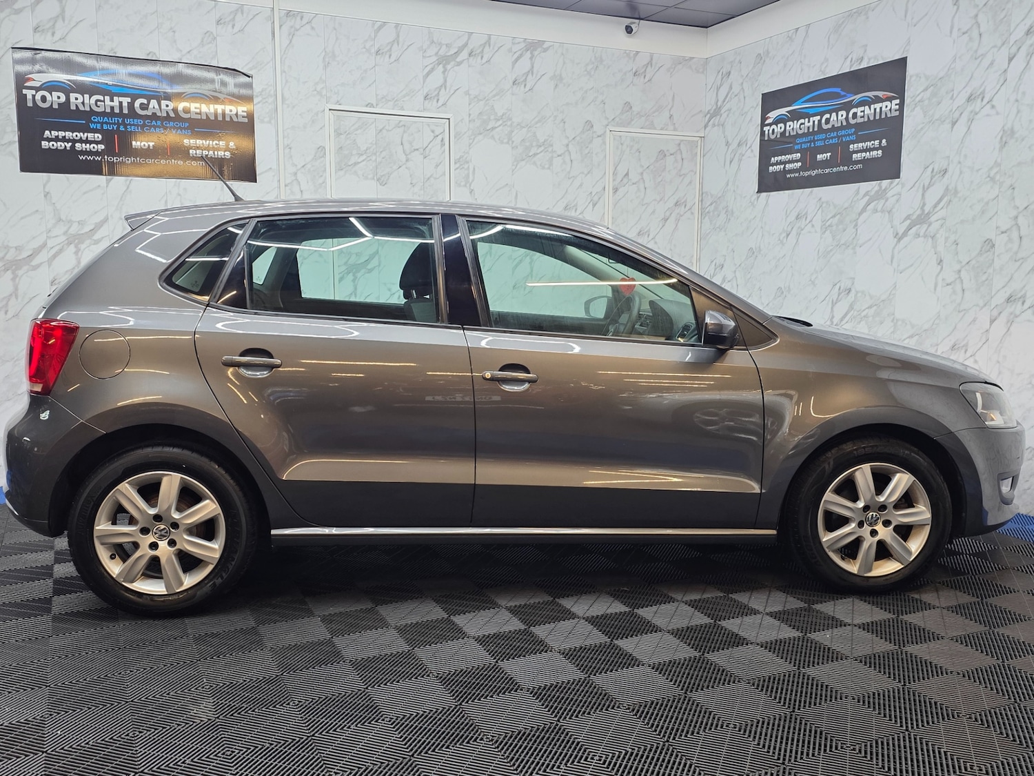 Used Volkswagen Polo 2011 for sale - 77054659: Photo 9