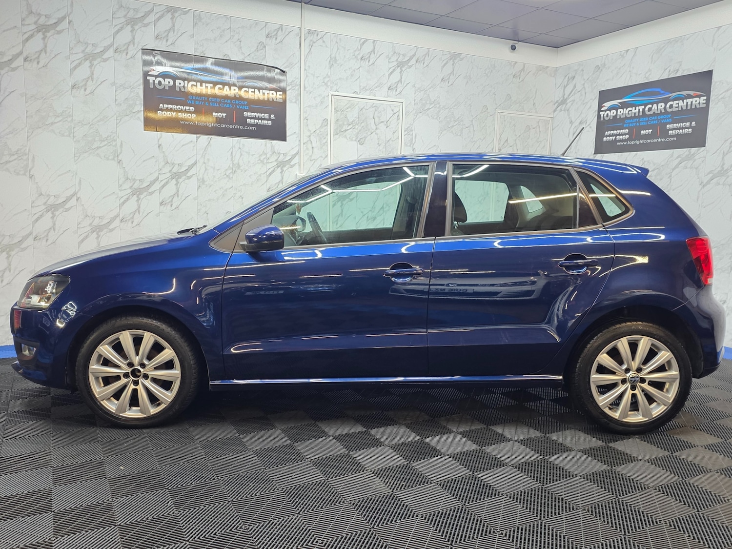 Used Volkswagen Polo 2014 for sale - 77833832: Photo 11