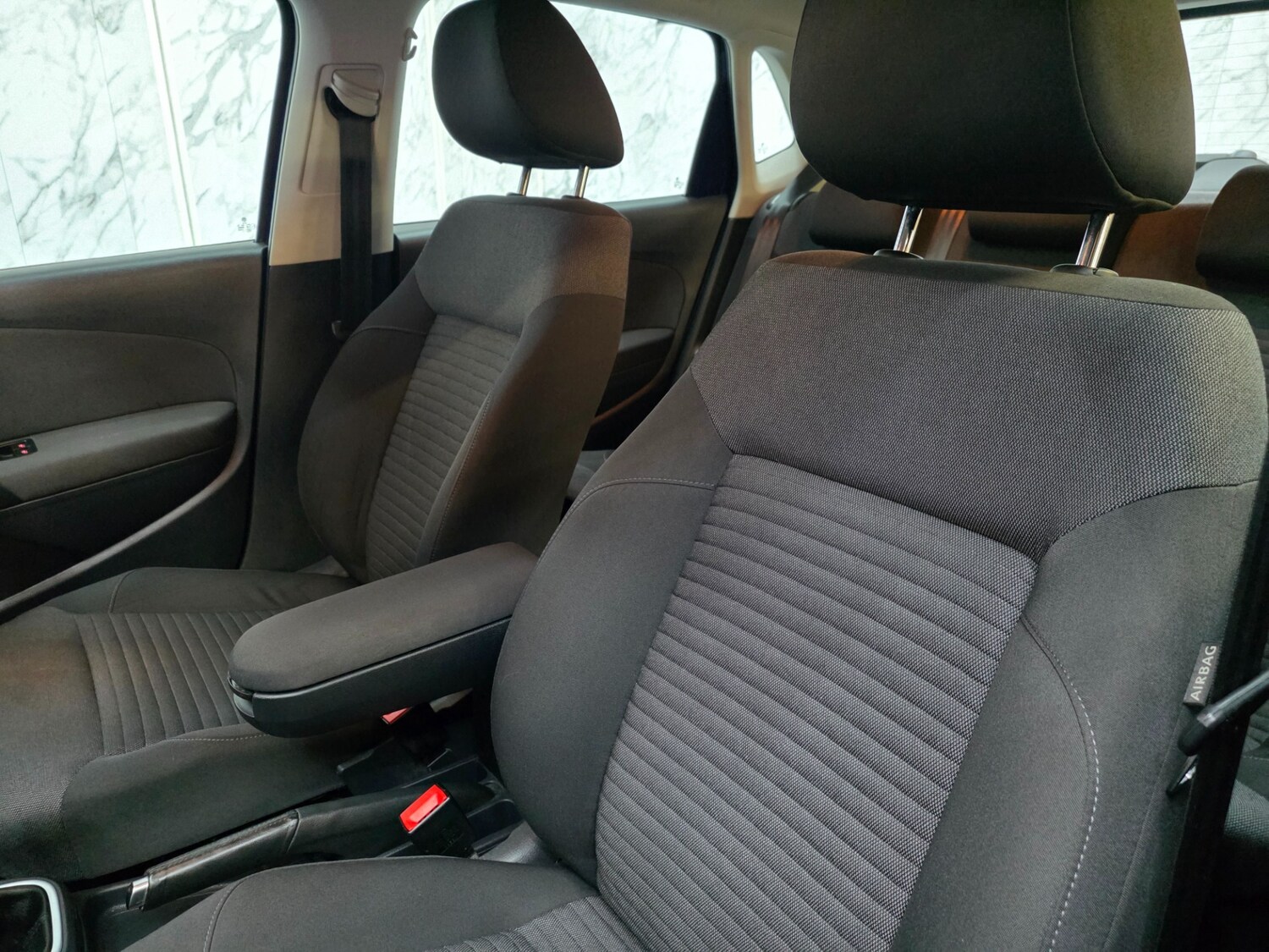 Used Volkswagen Polo 2014 for sale - 77833832: Photo 16