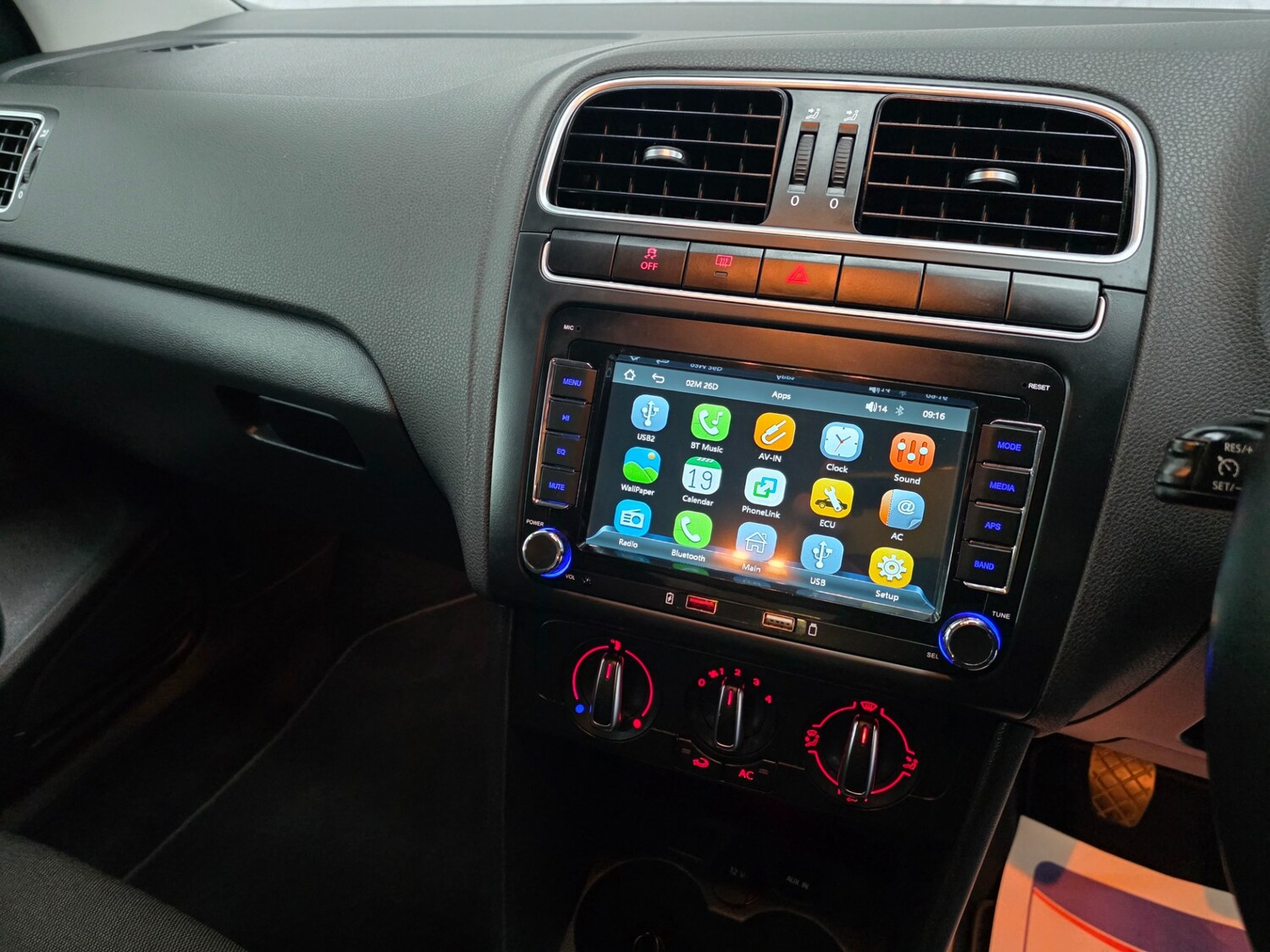 Used Volkswagen Polo 2014 for sale - 77833832: Photo 18