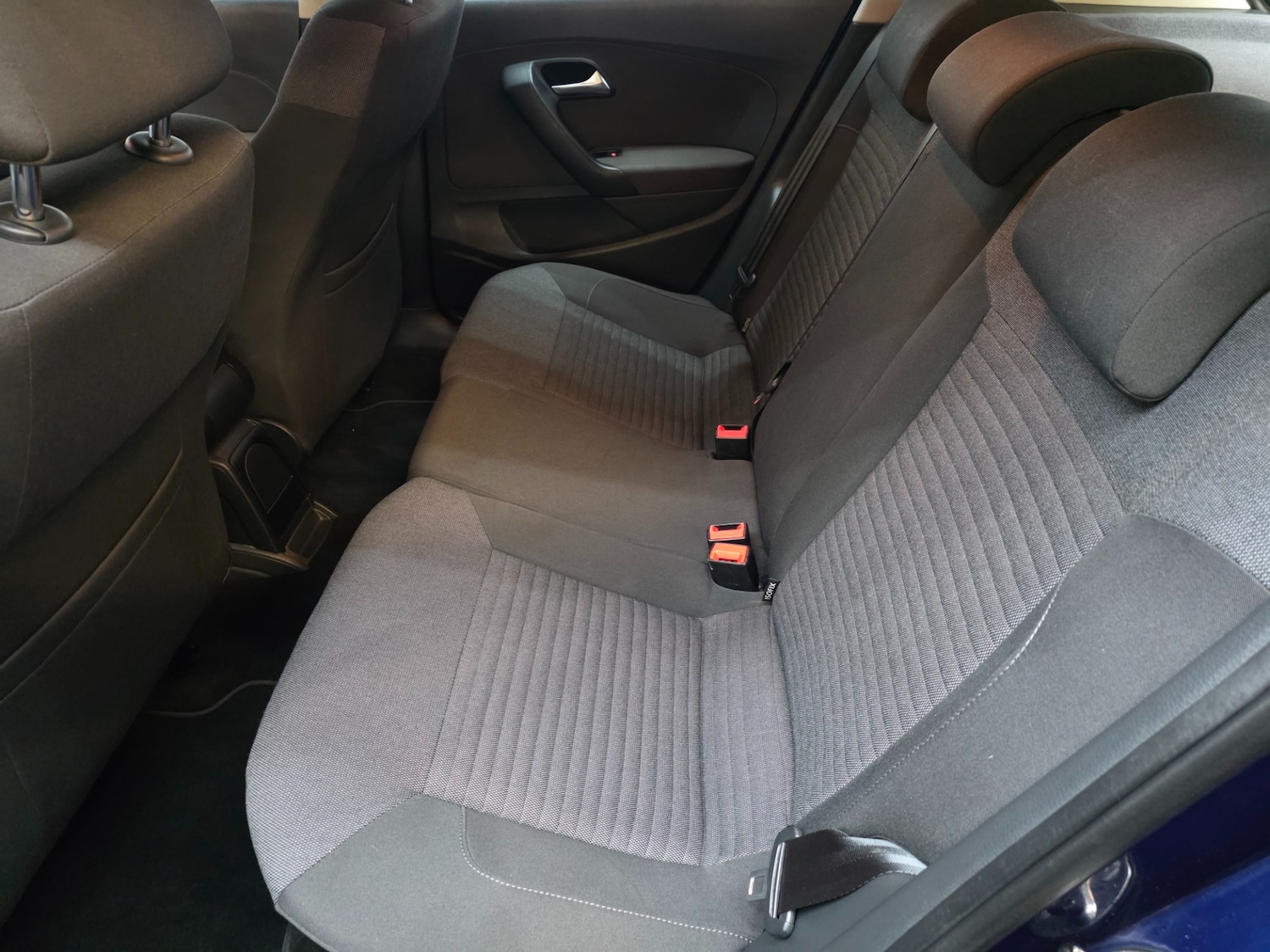 Used Volkswagen Polo 2014 for sale - 77833832: Photo 21